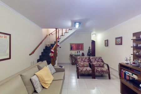 Casa à venda com 350m², 4 quartos e 2 vagasSala