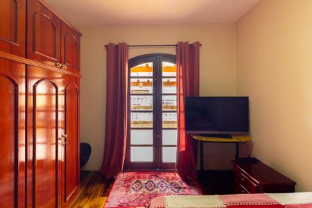 Casa à venda com 350m², 4 quartos e 2 vagasQuarto 2