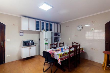 Casa à venda com 350m², 4 quartos e 2 vagasCozinha