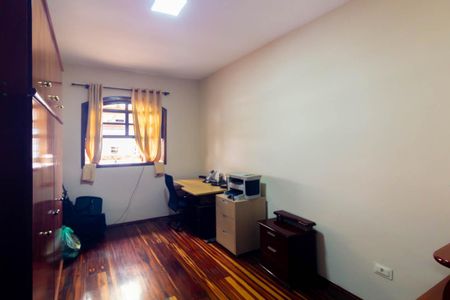 Casa à venda com 350m², 4 quartos e 2 vagasQuarto 3