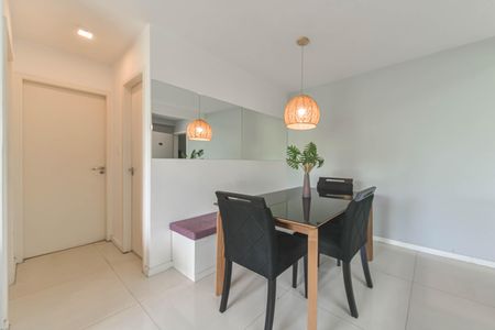 Sala de apartamento à venda com 2 quartos, 60m² em Santo Amaro, São Paulo