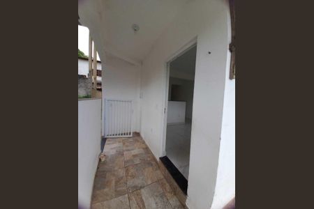 Casa para alugar com 65m², 2 quartos e sem vaga Casa para alugar com 65m², 2 quartos e sem vagaÁrea externa