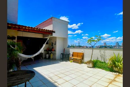 Apartamento à venda com 145m², 3 quartos e 1 vagaTerraço