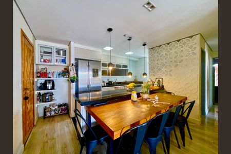 Apartamento à venda com 145m², 3 quartos e 1 vagaSala de Jantar