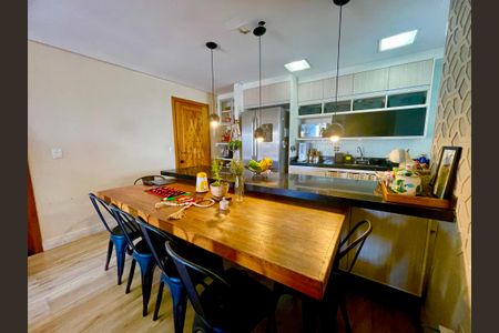 Apartamento à venda com 145m², 3 quartos e 1 vagaSala de Jantar