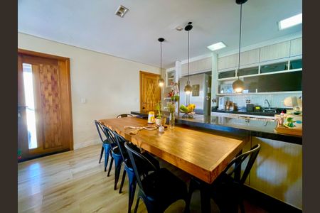 Apartamento à venda com 145m², 3 quartos e 1 vagaSala de Jantar