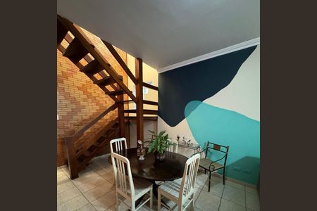 Casa à venda com 3 quartos, 130m² em Parque Sao Domingos, São Paulo