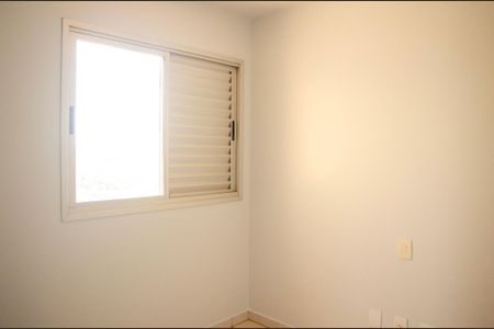 Apartamento para alugar com 75m², 3 quartos e 1 vagaQuarto 2