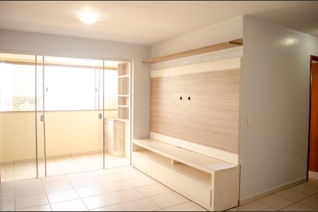 Sala de apartamento para alugar com 3 quartos, 75m² em Setor Leste Universitário, Goiânia