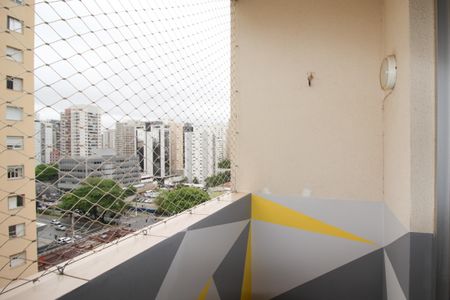 Varanda de apartamento à venda com 1 quarto, 42m² em Indianópolis, São Paulo