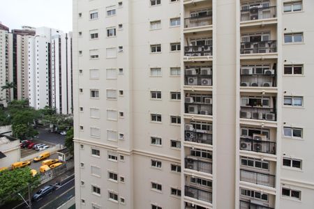 Apartamento à venda com 42m², 1 quarto e 1 vaga Apartamento à venda com 42m², 1 quarto e 1 vagaVista