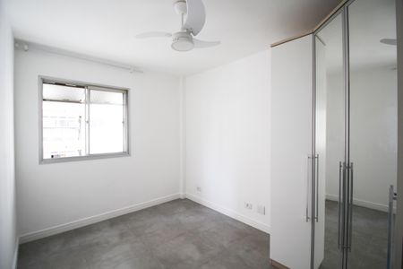 Quarto  de apartamento à venda com 1 quarto, 42m² em Indianópolis, São Paulo