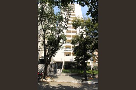 Apartamento à venda com 42m², 1 quarto e 1 vaga Apartamento à venda com 42m², 1 quarto e 1 vagaFachada