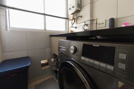 Apartamento à venda com 47m², 2 quartos e 1 vaga Apartamento à venda com 47m², 2 quartos e 1 vagaÁrea de Serviço