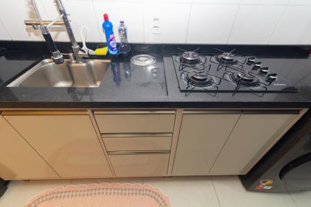 Apartamento à venda com 41m², 2 quartos e 1 vaga Apartamento à venda com 41m², 2 quartos e 1 vagaCozinha e Área de Serviço
