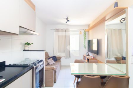 Apartamento para alugar com 2 quartos, 33m² em Vila Carmosina, São Paulo