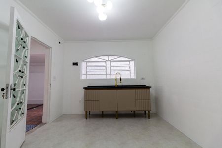 Casa para alugar com 300m², 3 quartos e 2 vagas Casa para alugar com 300m², 3 quartos e 2 vagasCozinha