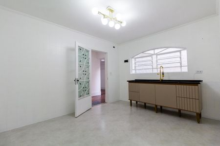 Cozinha de casa para alugar com 3 quartos, 300m² em Vila São Francisco (zona Leste), São Paulo