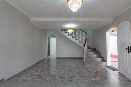 Casa para alugar com 300m², 3 quartos e 2 vagas Casa para alugar com 300m², 3 quartos e 2 vagasSala