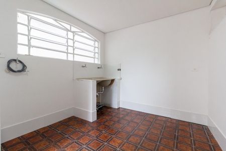 Casa para alugar com 300m², 3 quartos e 2 vagas Casa para alugar com 300m², 3 quartos e 2 vagasÁrea de Serviço