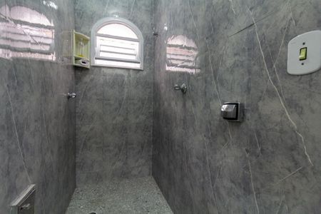 Casa para alugar com 300m², 3 quartos e 2 vagas Casa para alugar com 300m², 3 quartos e 2 vagasLavabo