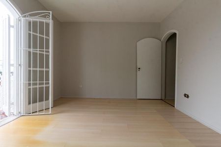 Casa para alugar com 300m², 3 quartos e 2 vagas Casa para alugar com 300m², 3 quartos e 2 vagasQuarto 1