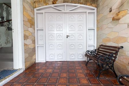 Casa para alugar com 300m², 3 quartos e 2 vagas Casa para alugar com 300m², 3 quartos e 2 vagasQuintal