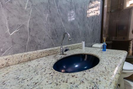 Casa para alugar com 300m², 3 quartos e 2 vagas Casa para alugar com 300m², 3 quartos e 2 vagasBanheiro