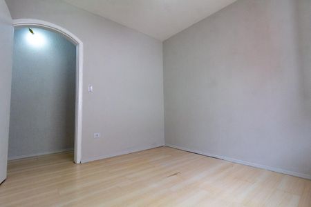 Casa para alugar com 300m², 3 quartos e 2 vagas Casa para alugar com 300m², 3 quartos e 2 vagasQuarto 2