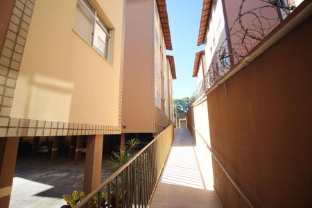Apartamento à venda com 65m², 3 quartos e 1 vagaÁrea comum