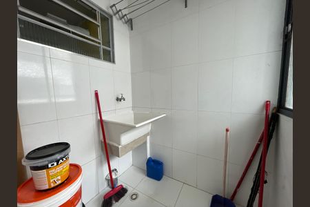 Apartamento para alugar com 45m², 2 quartos e sem vagaCozinha e Área de Serviço