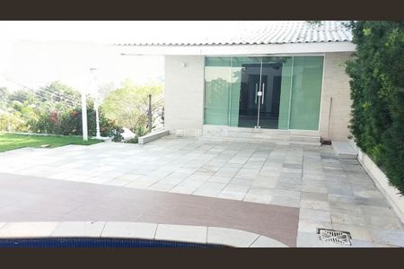 Casa de condomínio à venda com 700m², 5 quartos e 3 vagas