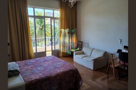 Casa à venda com 7 quartos, 1000m² em Barra da Tijuca, Rio de Janeiro