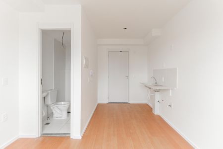 Estúdio de kitnet/studio para alugar com 1 quarto, 16m² em Itaquera, São Paulo