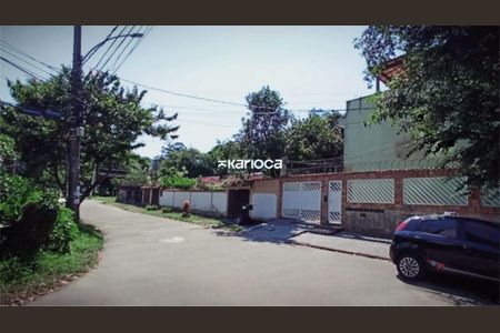 Casa à venda com 140m², 3 quartos e sem vaga