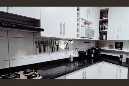 Casa à venda com 140m², 3 quartos e sem vaga