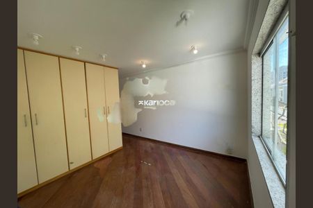 Casa à venda com 350m², 4 quartos e 3 vagas