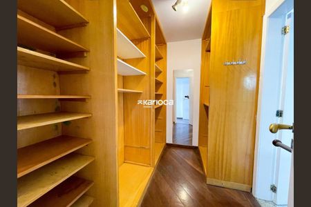 Casa à venda com 350m², 4 quartos e 3 vagas