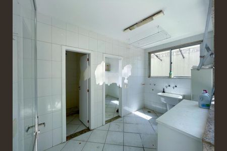 Casa à venda com 350m², 4 quartos e 3 vagas