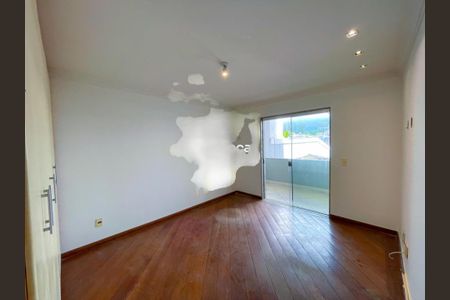 Casa à venda com 4 quartos, 350m² em Barra da Tijuca, Rio de Janeiro