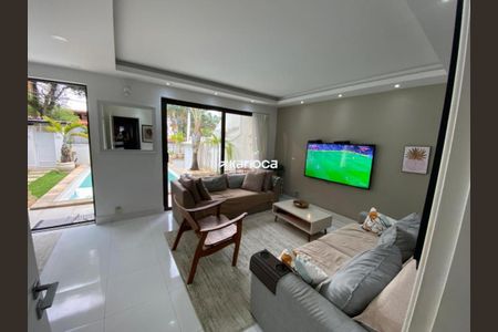 Casa de Condomínio à venda com 4 quartos, 286m² em Taquara, Rio de Janeiro