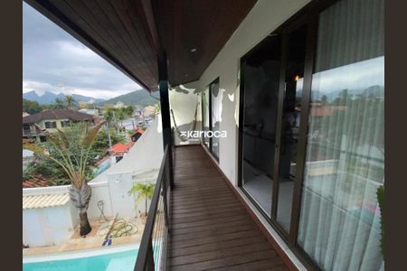 Casa de condomínio à venda com 286m², 4 quartos e 1 vaga