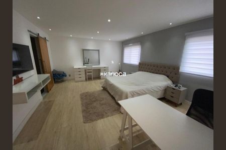 Casa de condomínio à venda com 286m², 4 quartos e 1 vaga