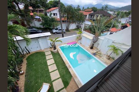 Casa de condomínio à venda com 286m², 4 quartos e 1 vaga