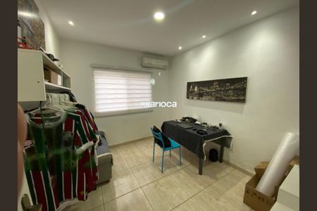 Casa de condomínio à venda com 286m², 4 quartos e 1 vaga