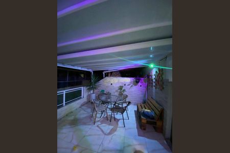 Casa de condomínio à venda com 125m², 3 quartos e sem vaga