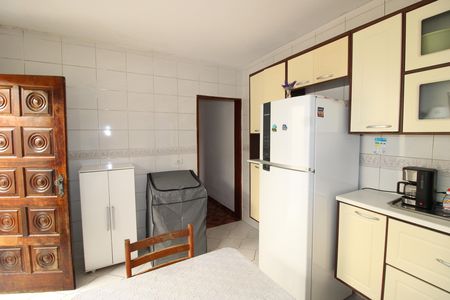 Casa à venda com 126m², 2 quartos e 2 vagasCozinha