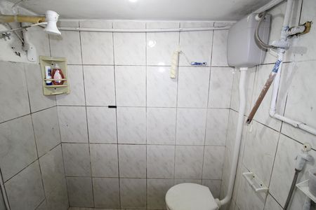 Casa à venda com 126m², 2 quartos e 2 vagasBanheiro da Edícula
