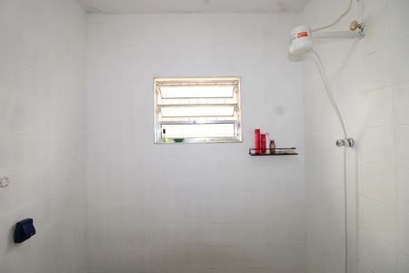 Casa à venda com 126m², 2 quartos e 2 vagasBanheiro