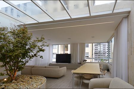 Apartamento à venda com 150m², 2 quartos e 1 vagaCobertura